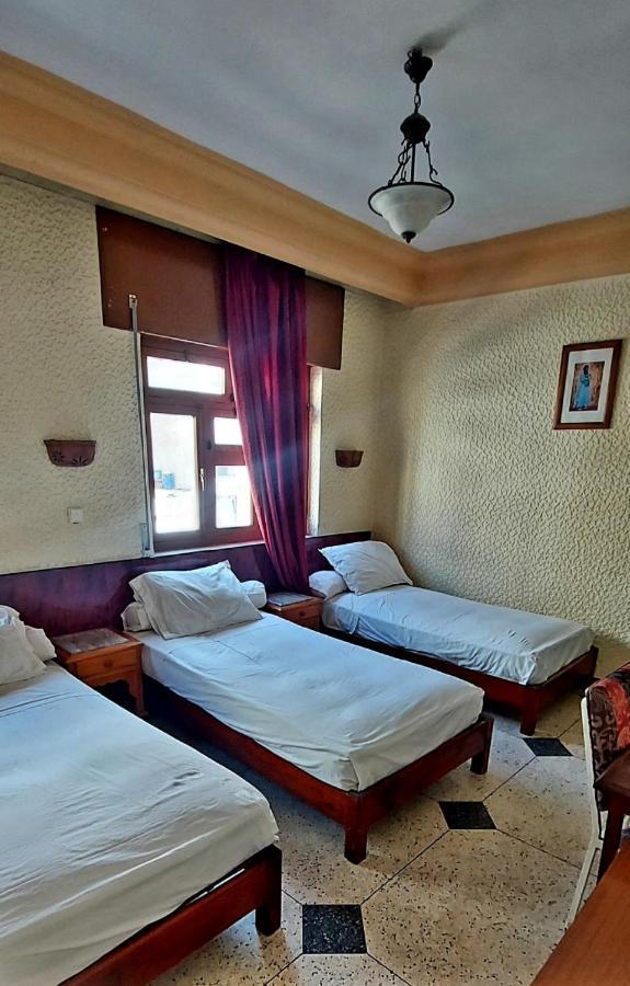 National Hotel 2*