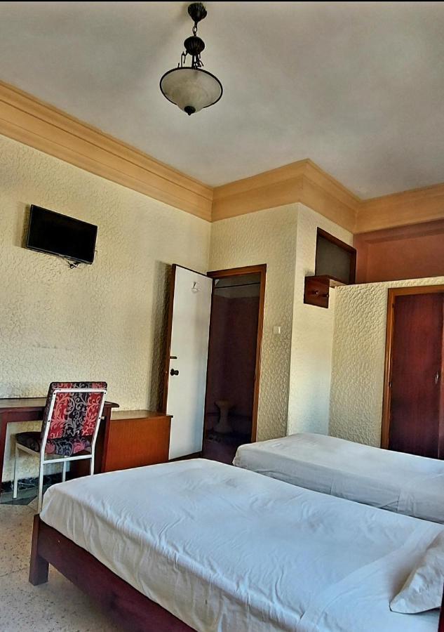 National Hotel